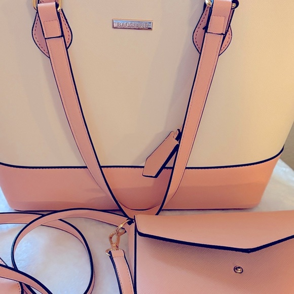 Elegant Pink and Cream Women's Bag Set - Picture 3 of 12